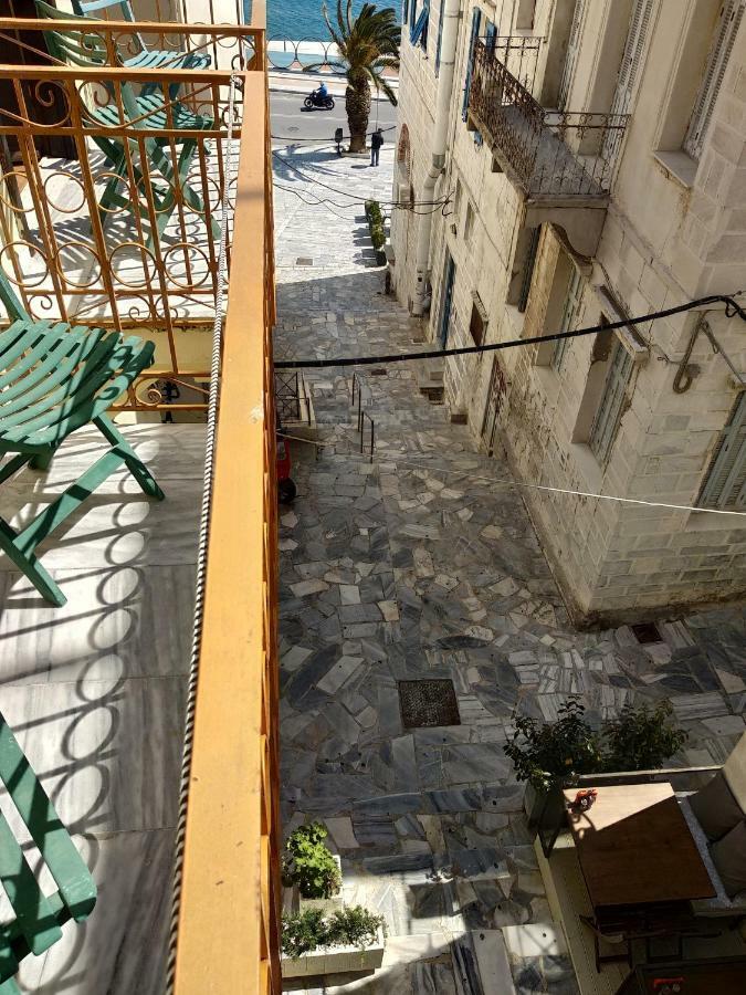 Hotel Atlantis Ermoupoli Exterior foto